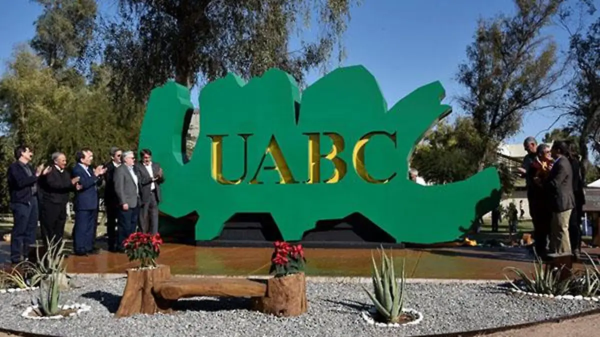 festejos de 60 aniversario de la UABC