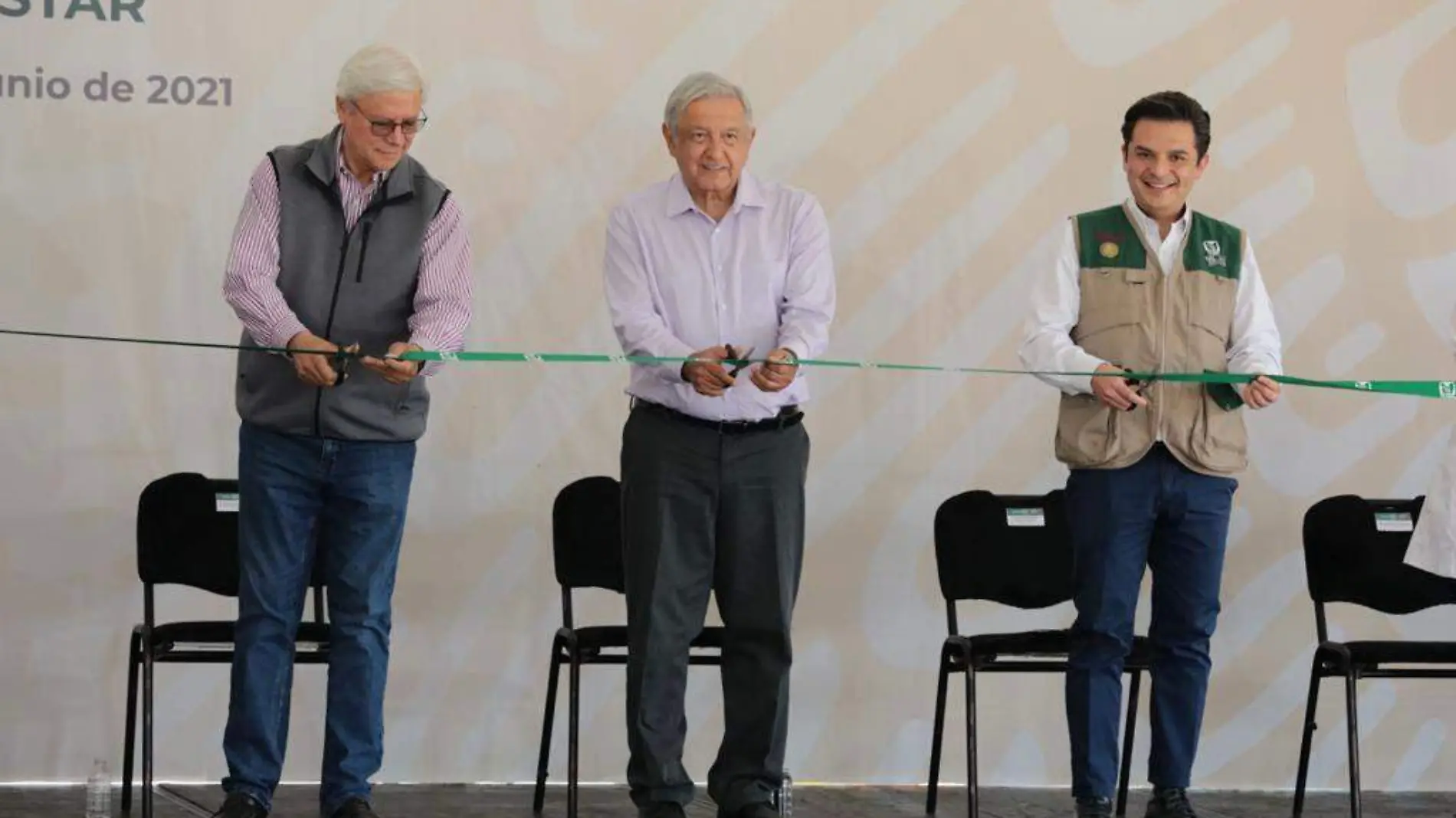 Andrés Manuel López Obrador encabezó la inauguración de la Unidad Deportiva