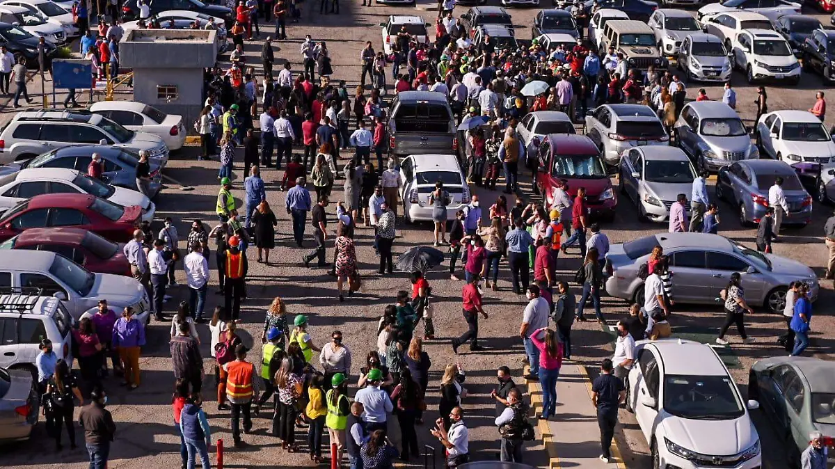 Evacuaron el Edificio Municipal simulacro sismo