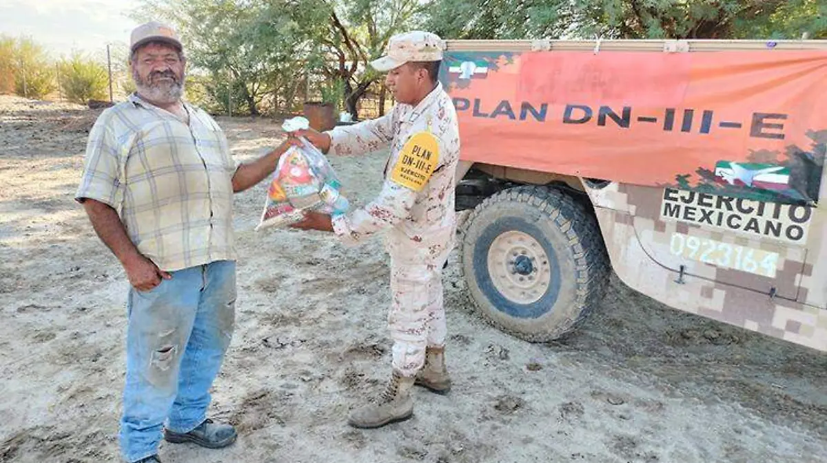 Entregan despensas 2