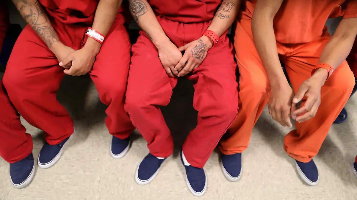 detenidos_de_ice_en_centro_de_inmigracion_de_adelanto_california_-_reuters