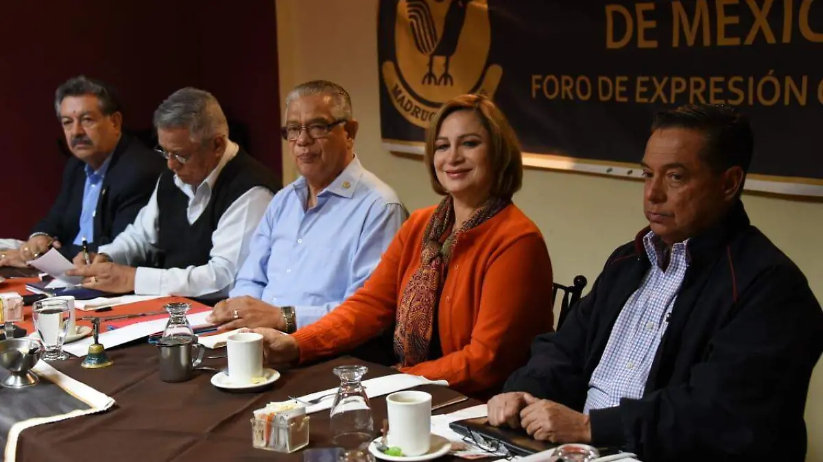 Difícil decisión de suspender clases: SNTE 37