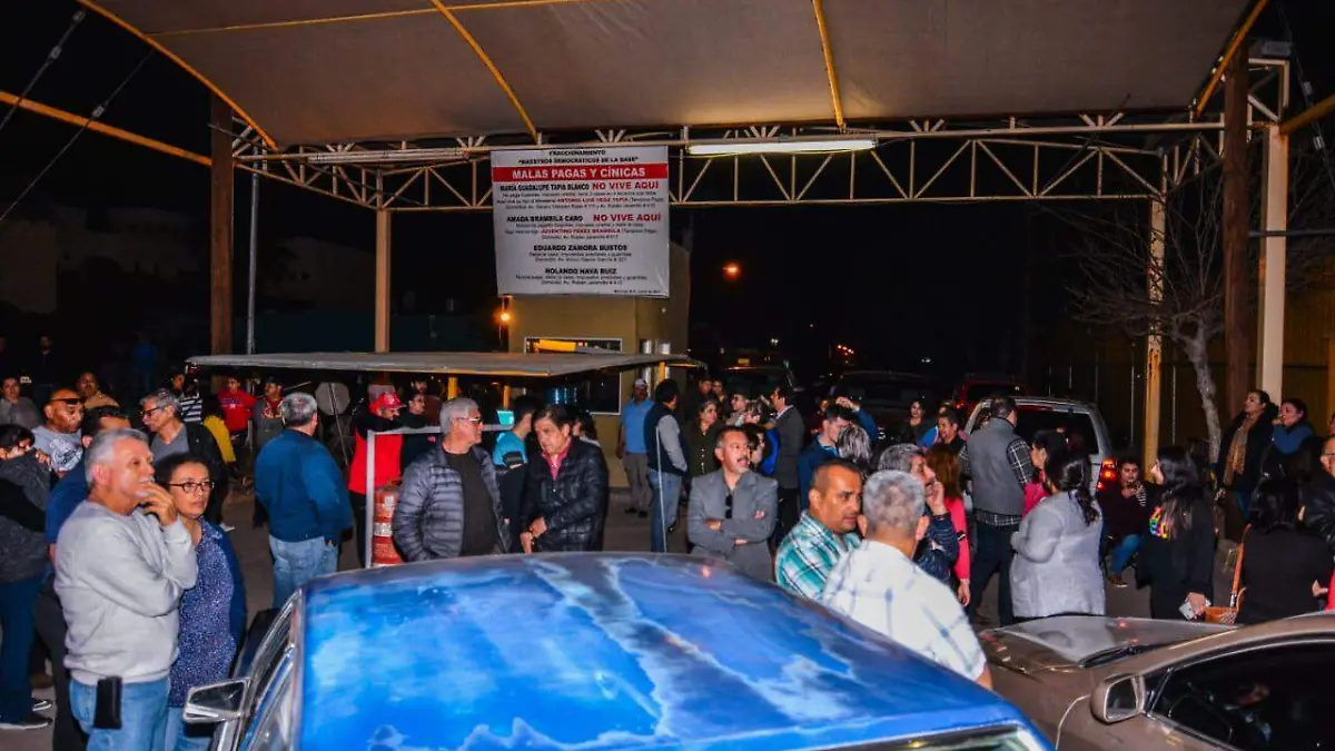 ff9cbaad-7e2b-4c1c-b757-0e56a1ccb037