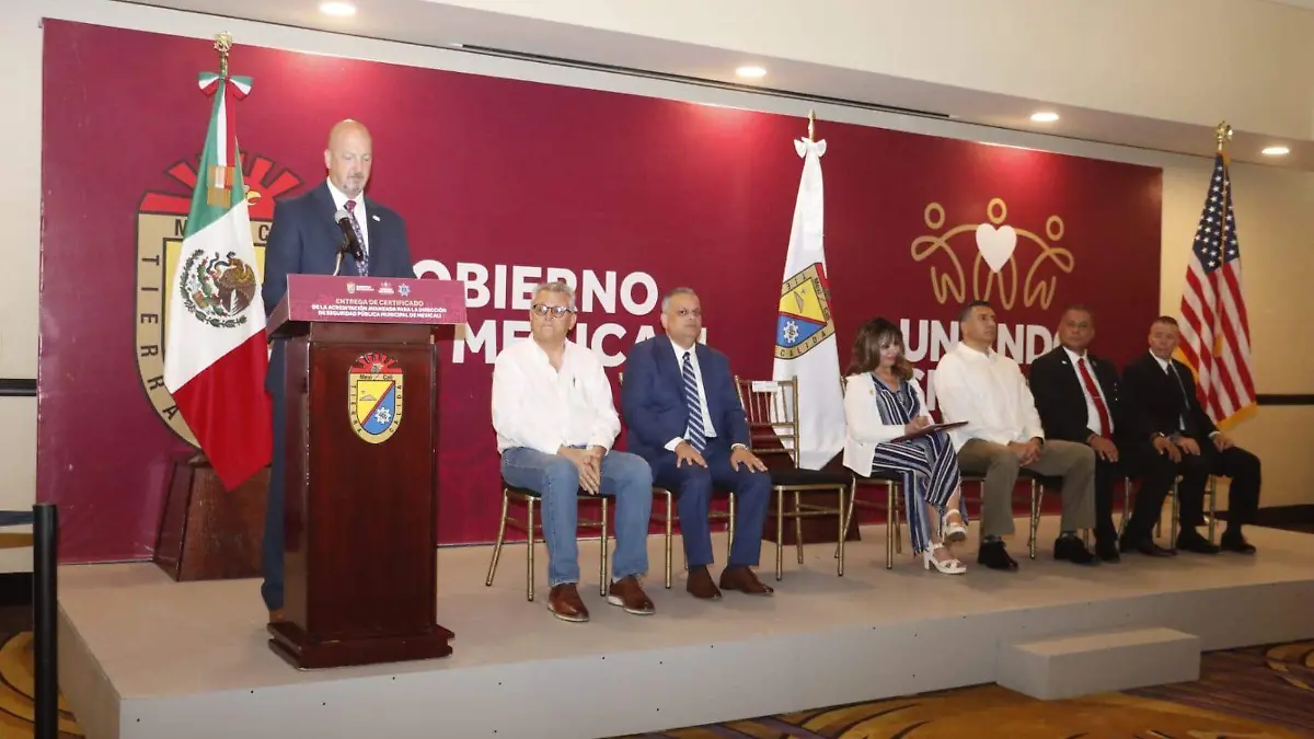 Acredita DSPM de Mexicali certificación avanzada de CALEA