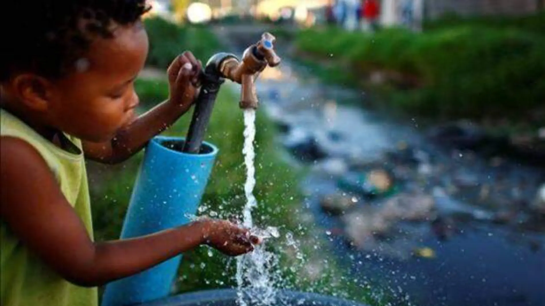 18-marzo-2010-14-46-22-sudafrica-dia-mundial-del-agua_detalle_media