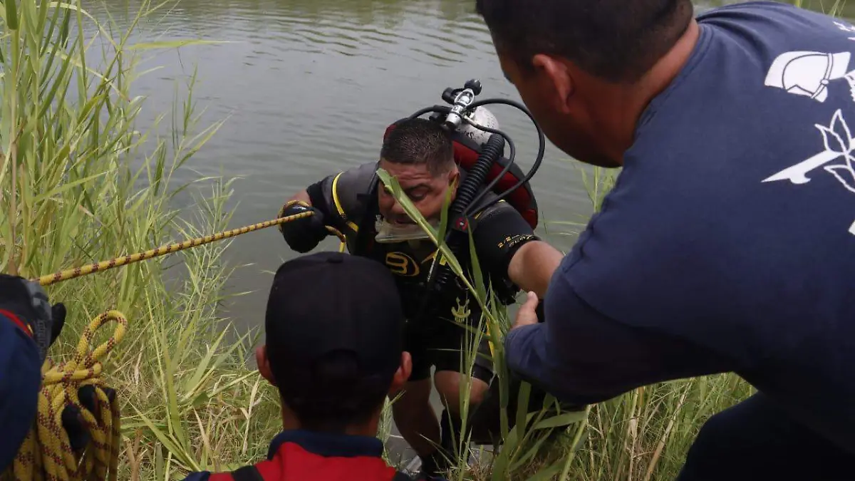 Luis Juárez, el único buzo de rescate en Mexicali