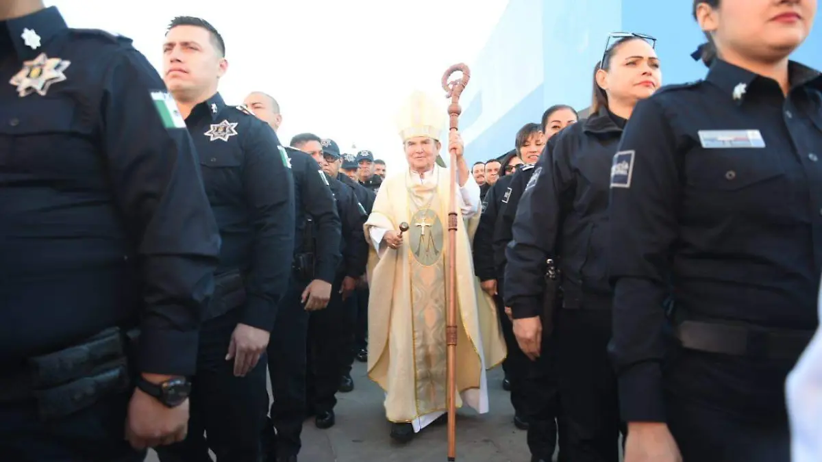 Conmemoran Día internacional del Policía 