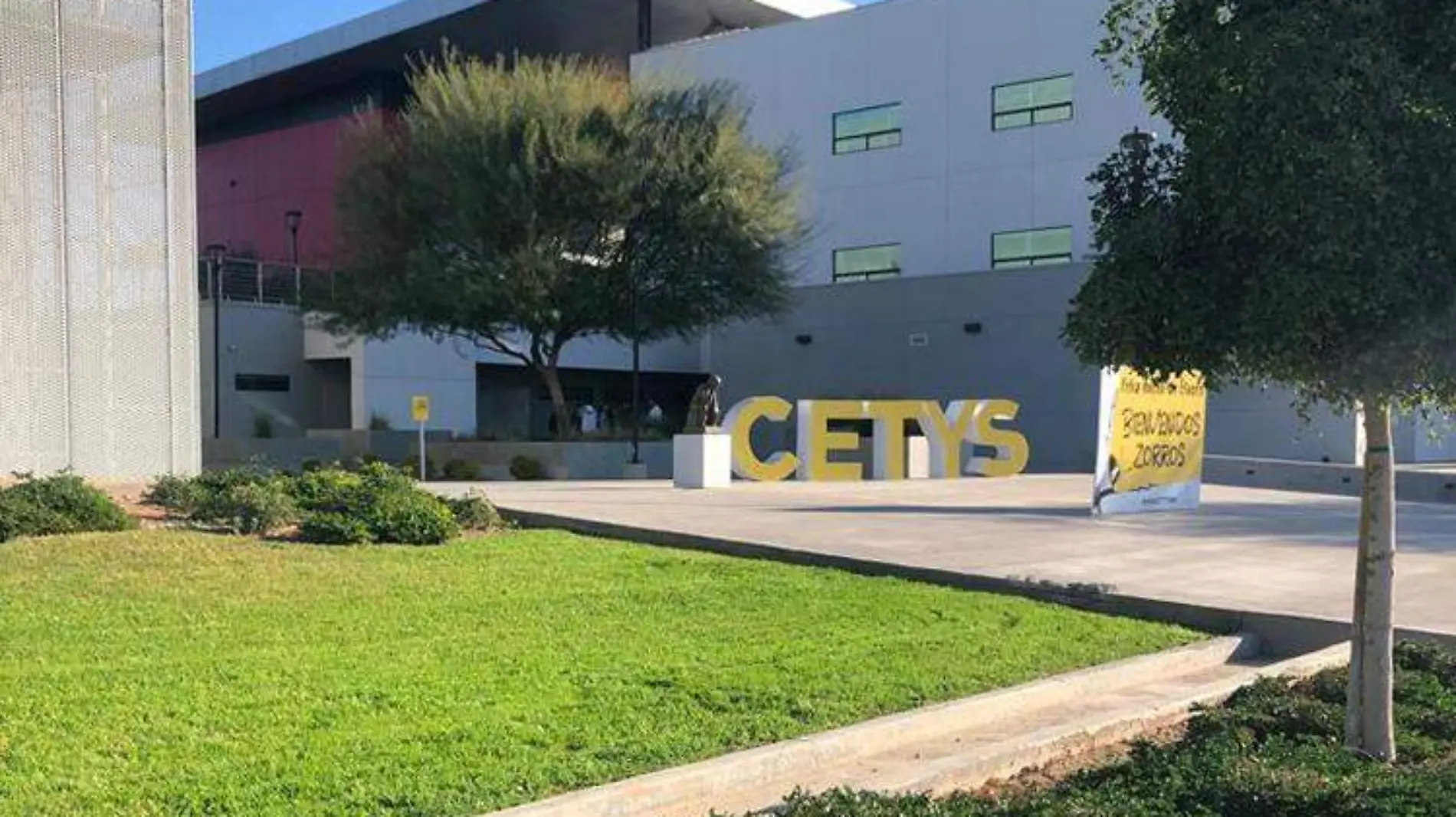 CETYS