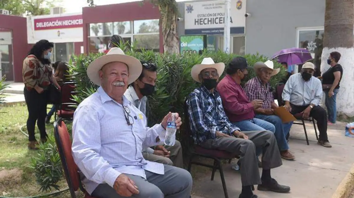 Residentes de Hechicera toman oficinas