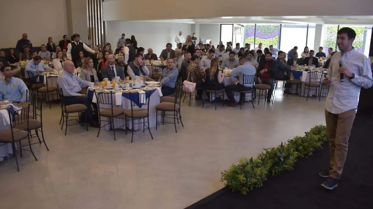 32eb1072-60fb-404f-94b3-83abfa7653f1