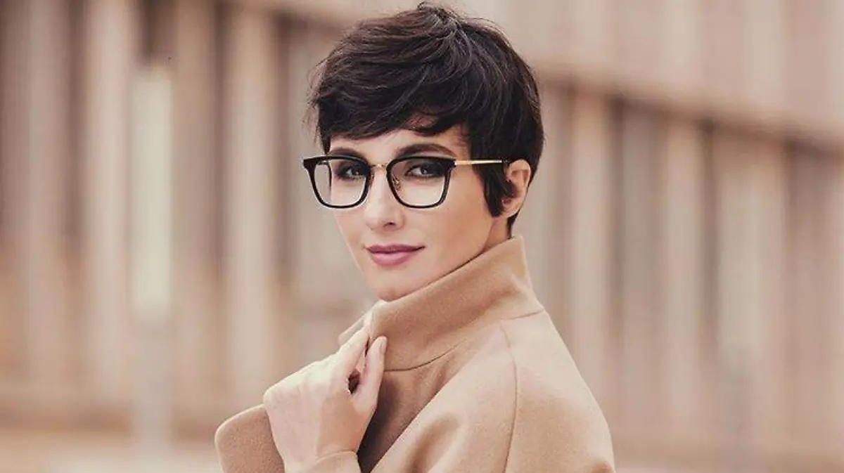 Paz vega Official (1)