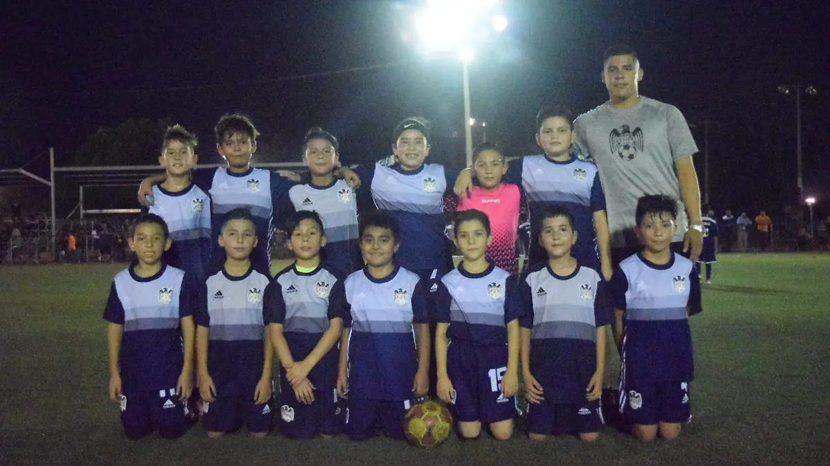 Aguilas Infantil 1