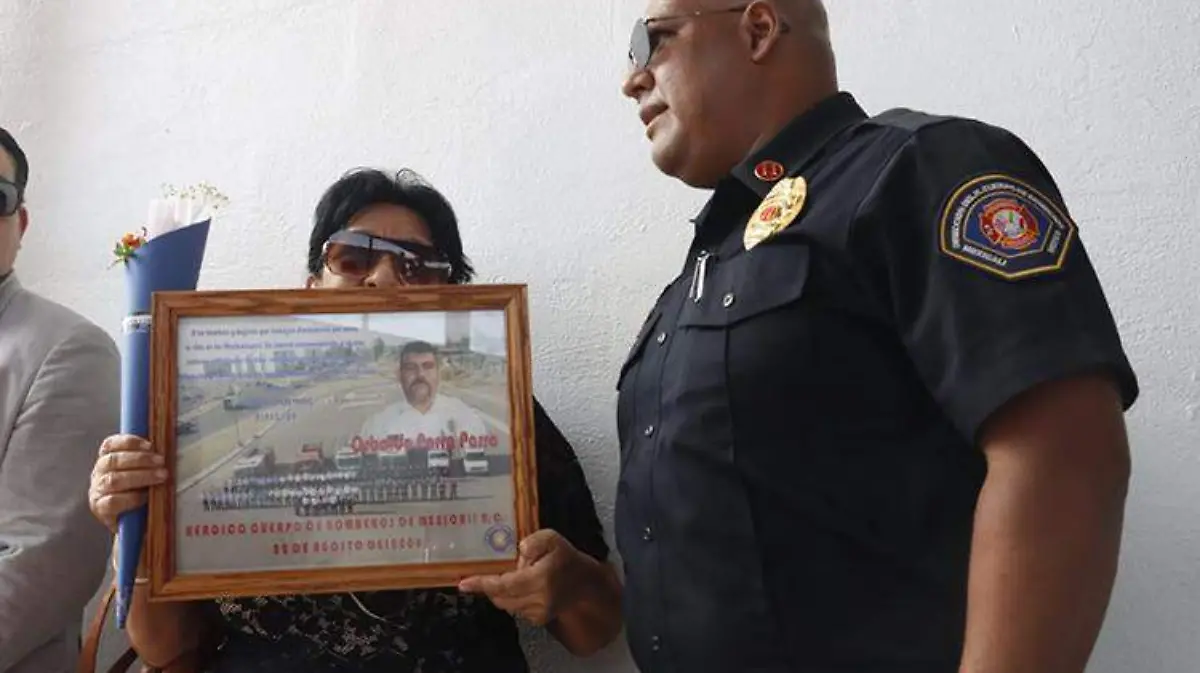 Familiares de bomberos caídos asistieron al evento conmemorativo