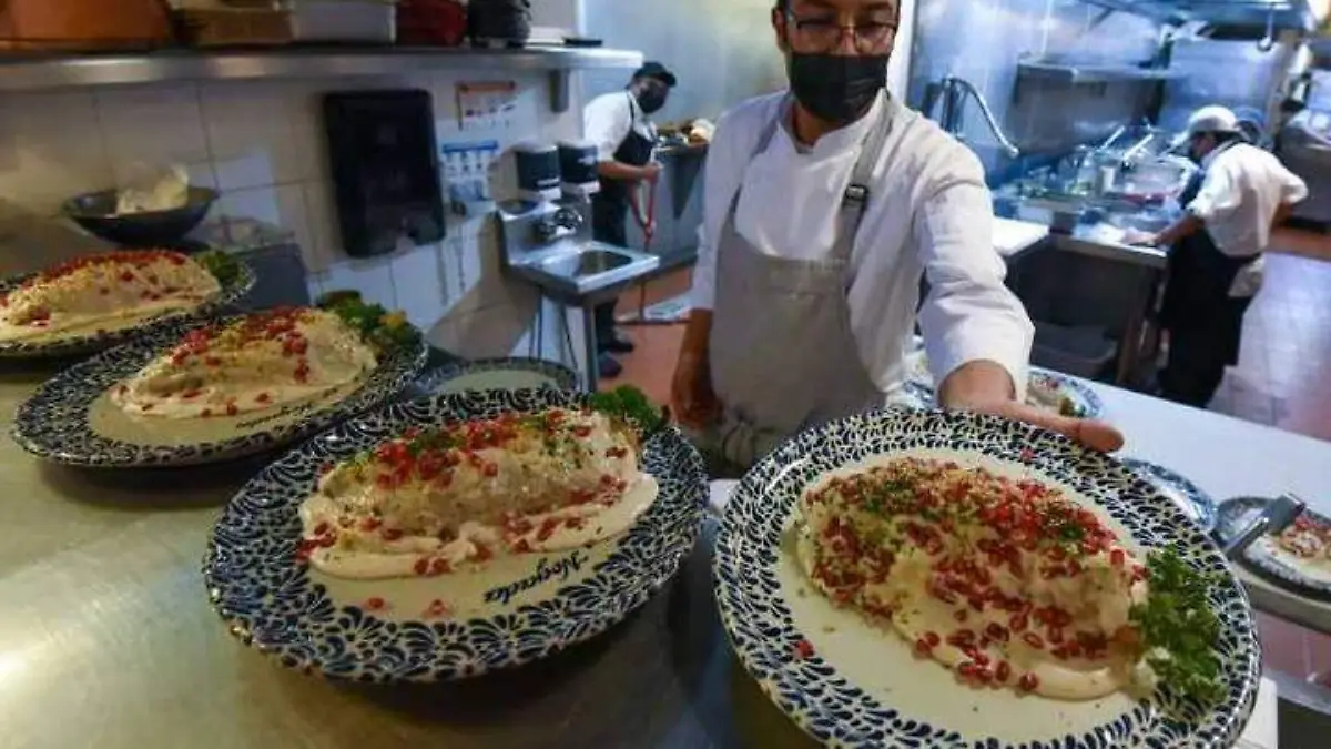 Puebla celebra los 200 años del chile en nogada