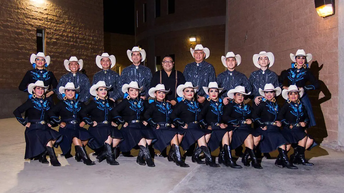 Grupo folclórico Oro Blanco