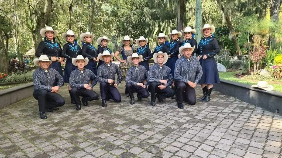 Oro blanco, un grupo apasionado por el arte