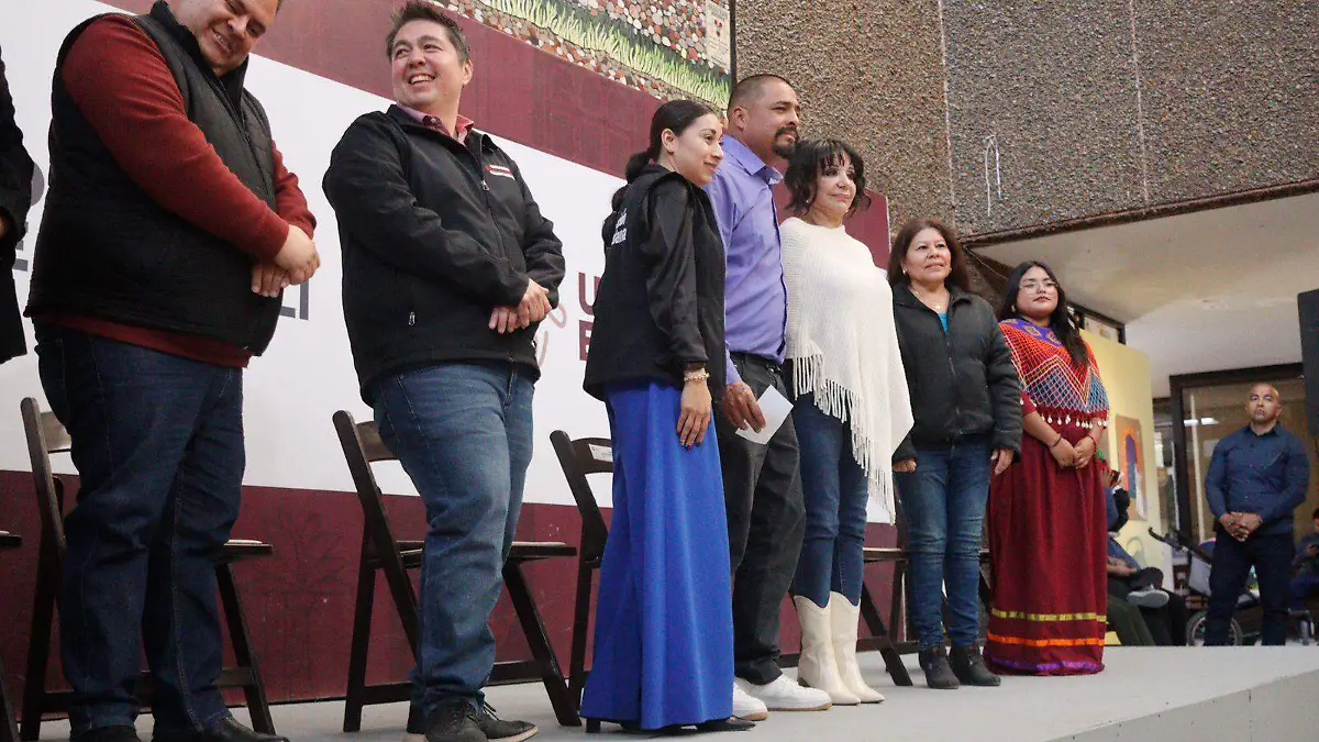 Entregan 900 mil pesos de apoyos en Mexicali