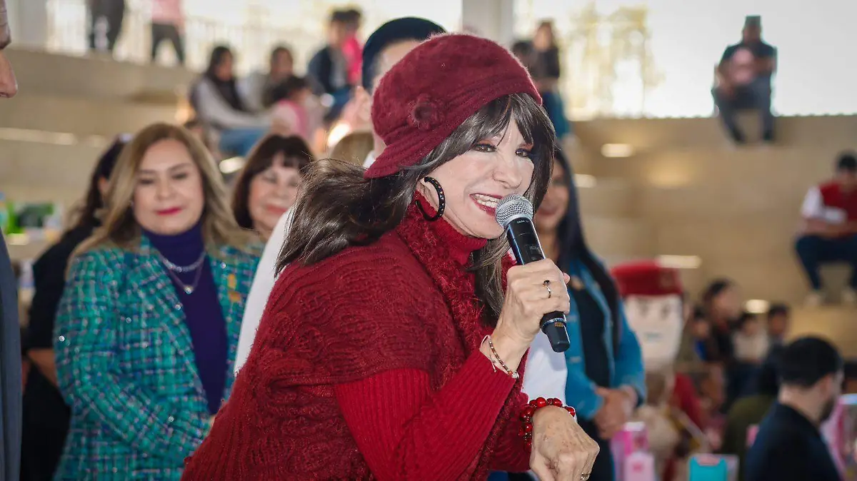 Norma Bustamante Martínez, presidenta municipal de Mexicali, recordó que como parte de los incentivos para el pago de predial las primeras 50 mil personas que realicen su pago recibirán además un seguro contra incendios