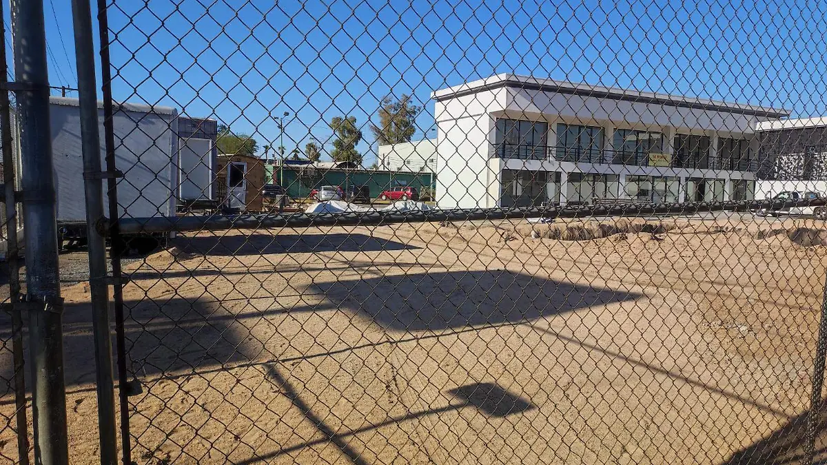 Señalan construcción irregular de gasera junto a escuela de educación especial