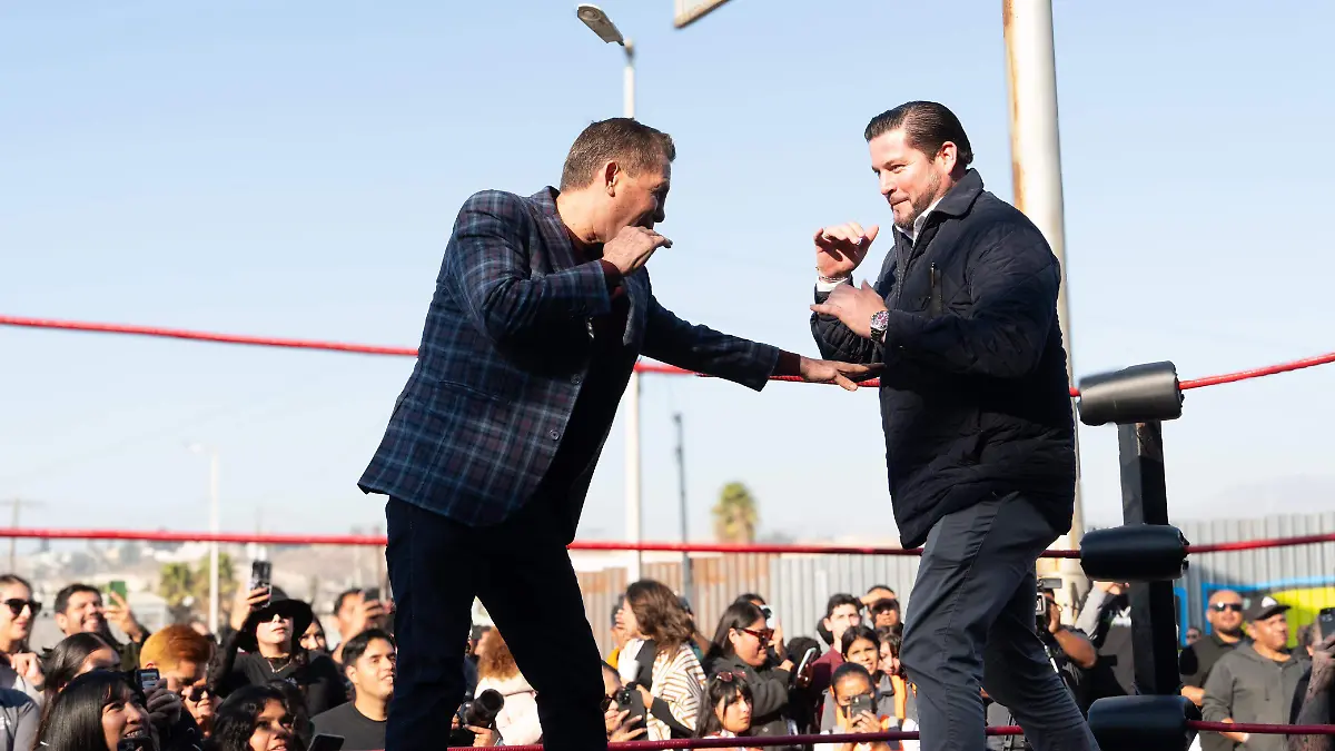 Realizan homenaje a Julio César Chávez mediante mural en Tijuana 