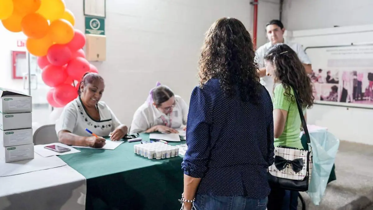 Pruebas de VIH y Hepatitis C gratis y confidenciales en el bar El Mandarín, Centro Histórico de Mexicali