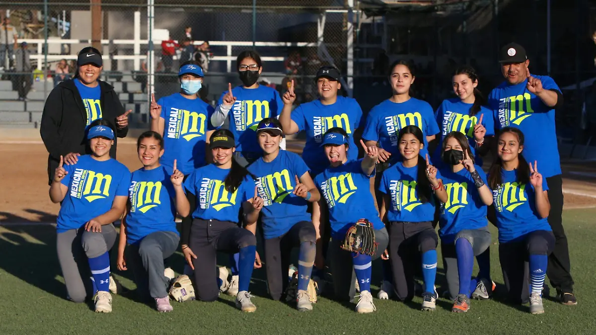 NOTA 01 Softbol