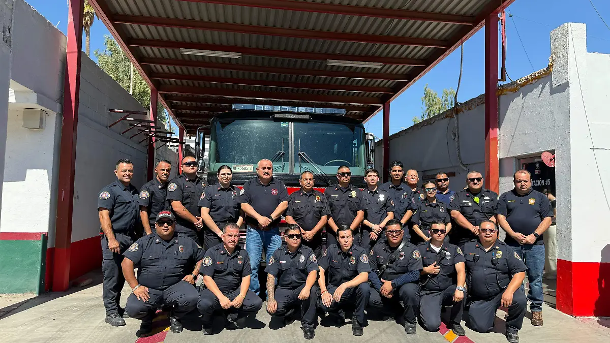 Tras 39 años de bombero, Héctor Raúl Vázquez se jubiló