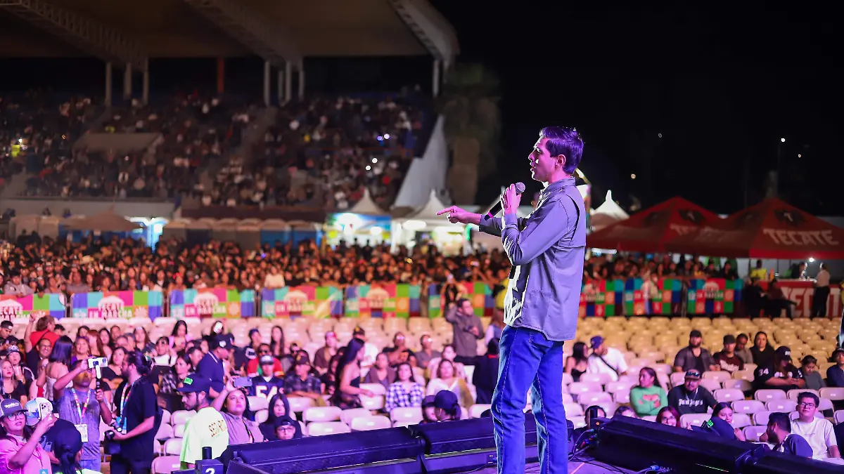 Román Cota Muñoz, alcalde de Tecate