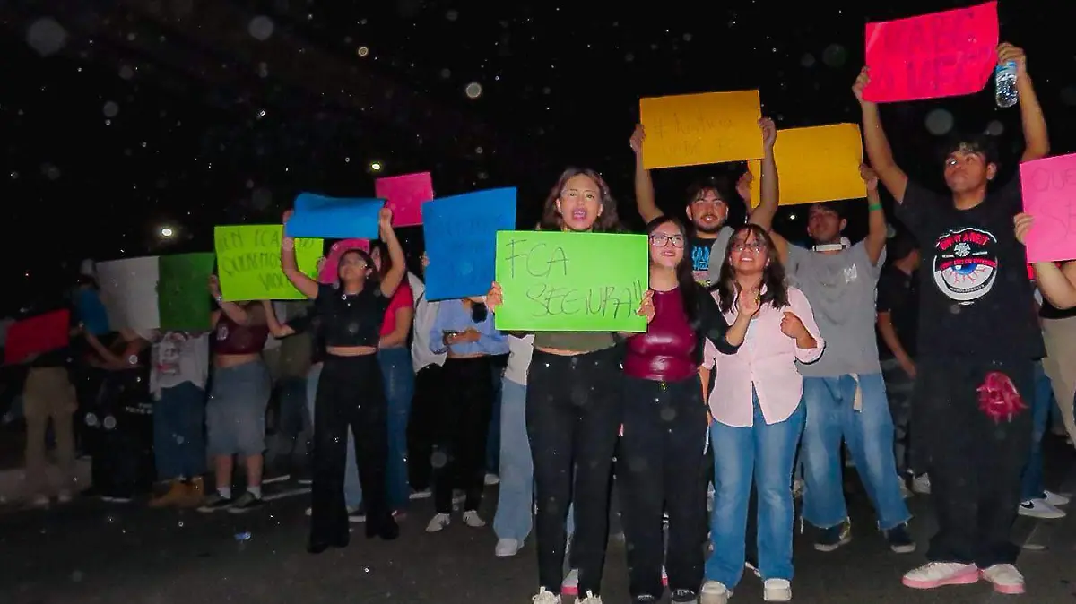 Estudiantes de la FCA protestan tras un incidente donde un alumno fue golpeado