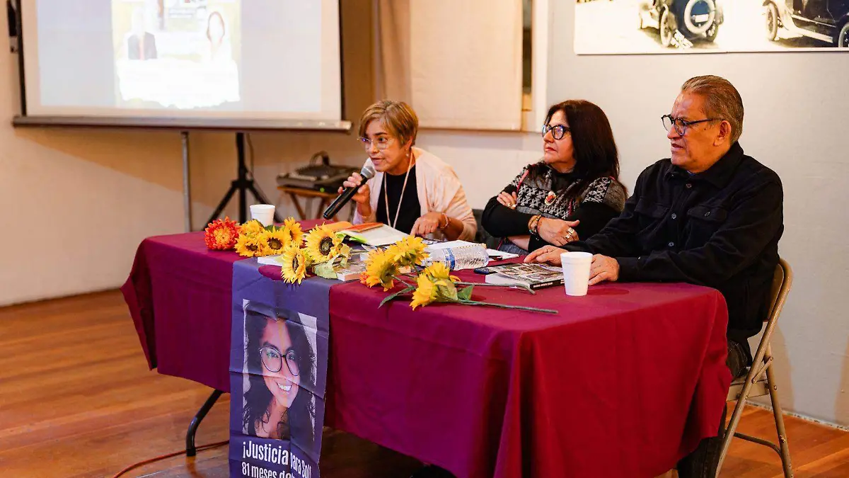 Presentan libro sobre el feminicidio de María del Sol Cruz Jarquín