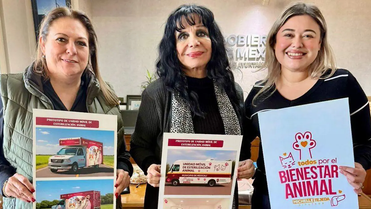 Alcaldesa Norma Bustamante y la diputada Michelle Tejeda