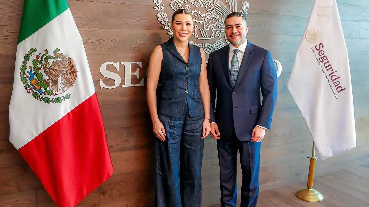 Marina del Pilar Ávila Olmeda y Omar García Harfuch