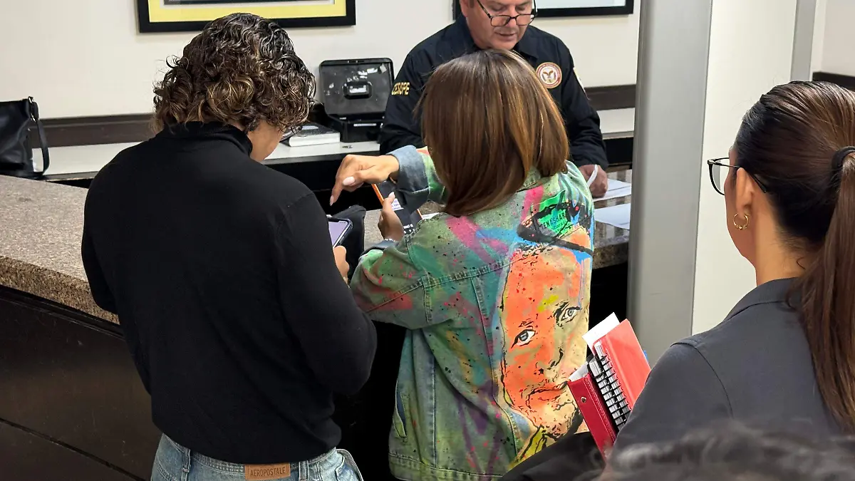 3327565b-1a0d-4ecc-b7c8-5cb89bdfbd3b