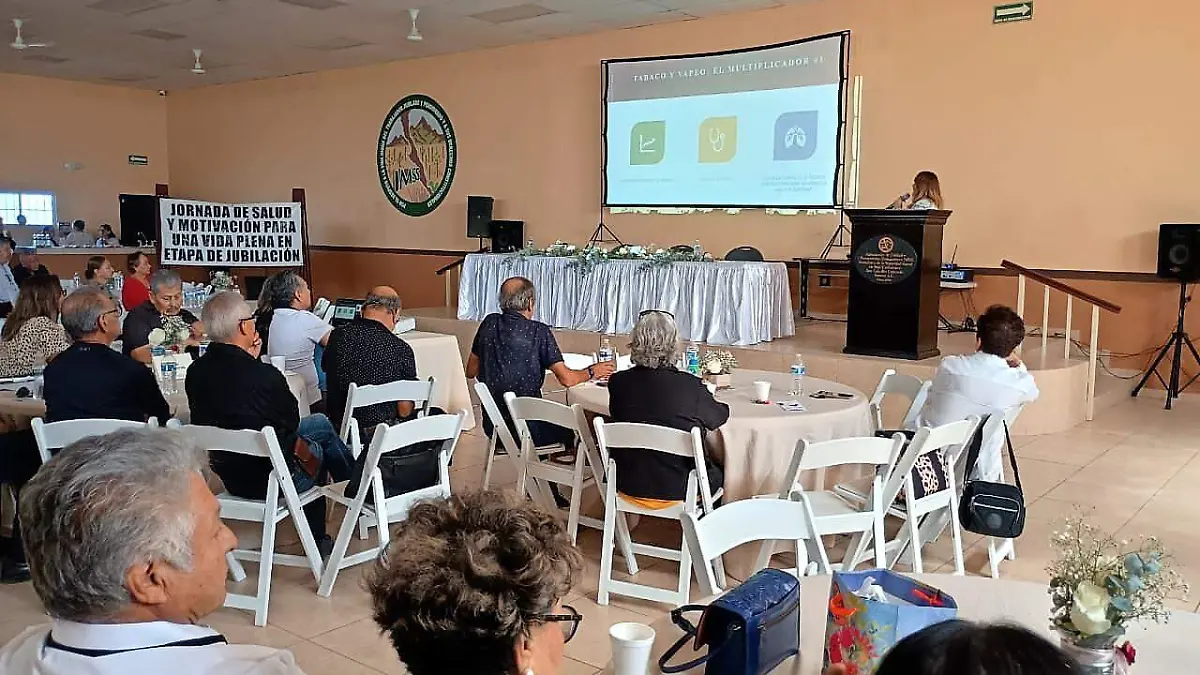 Realizan jornada de salud para jubilados