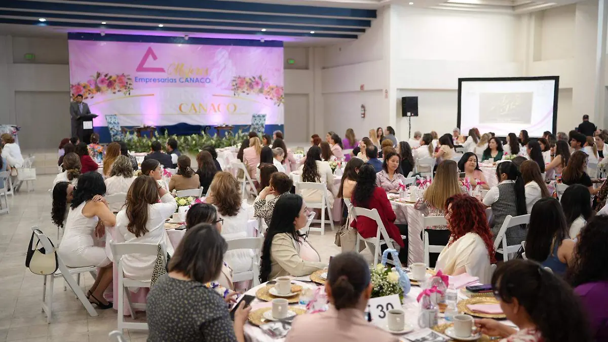 Foro Mujeres CANACO