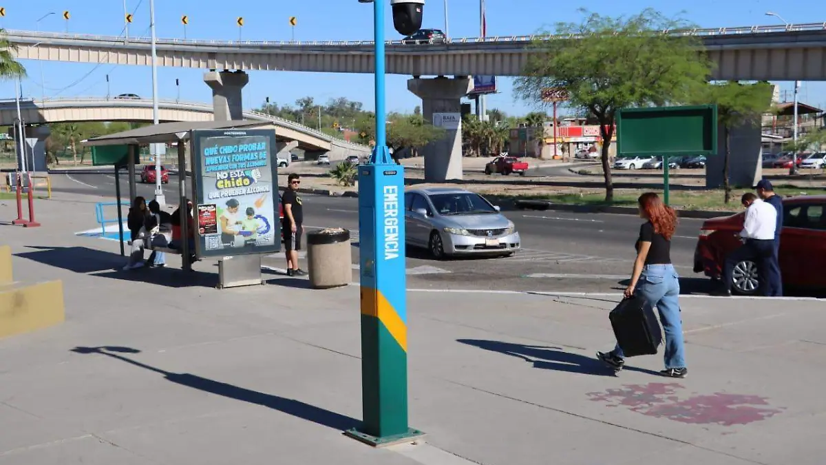 Torres de vigilancia Facultad de Ciencias Administrativas 