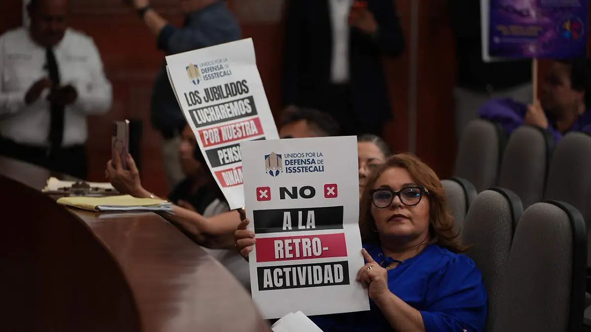 JUBILADOS MANIFESTANTES