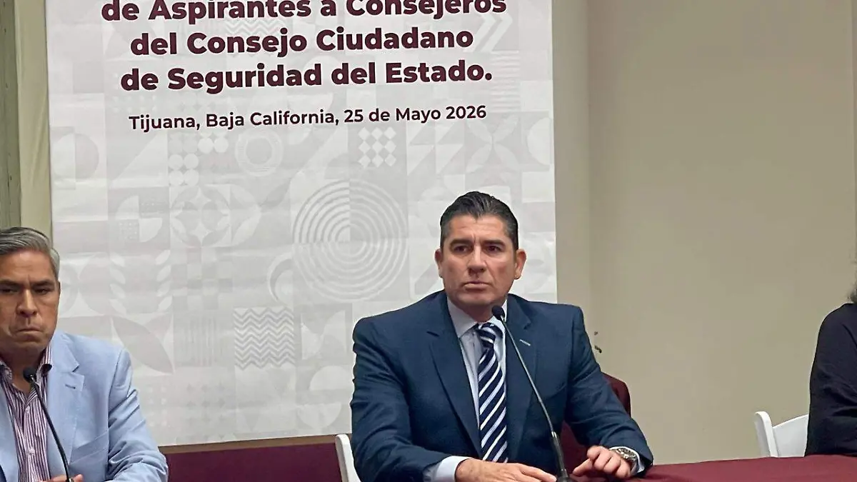 Edgardo Flores Campbell  