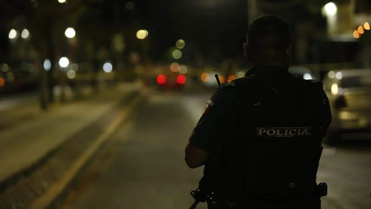 Acribillan a conductor