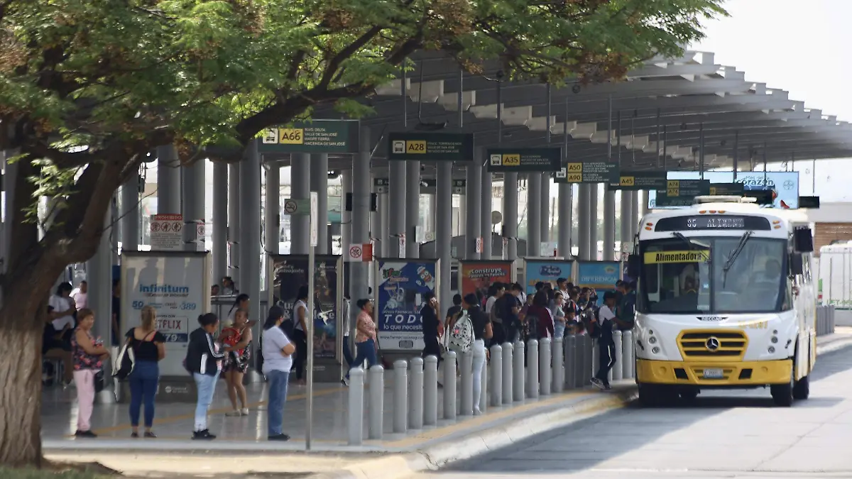 ESTACIÓN DELTA - Fco Meza - El Sol de León (4)