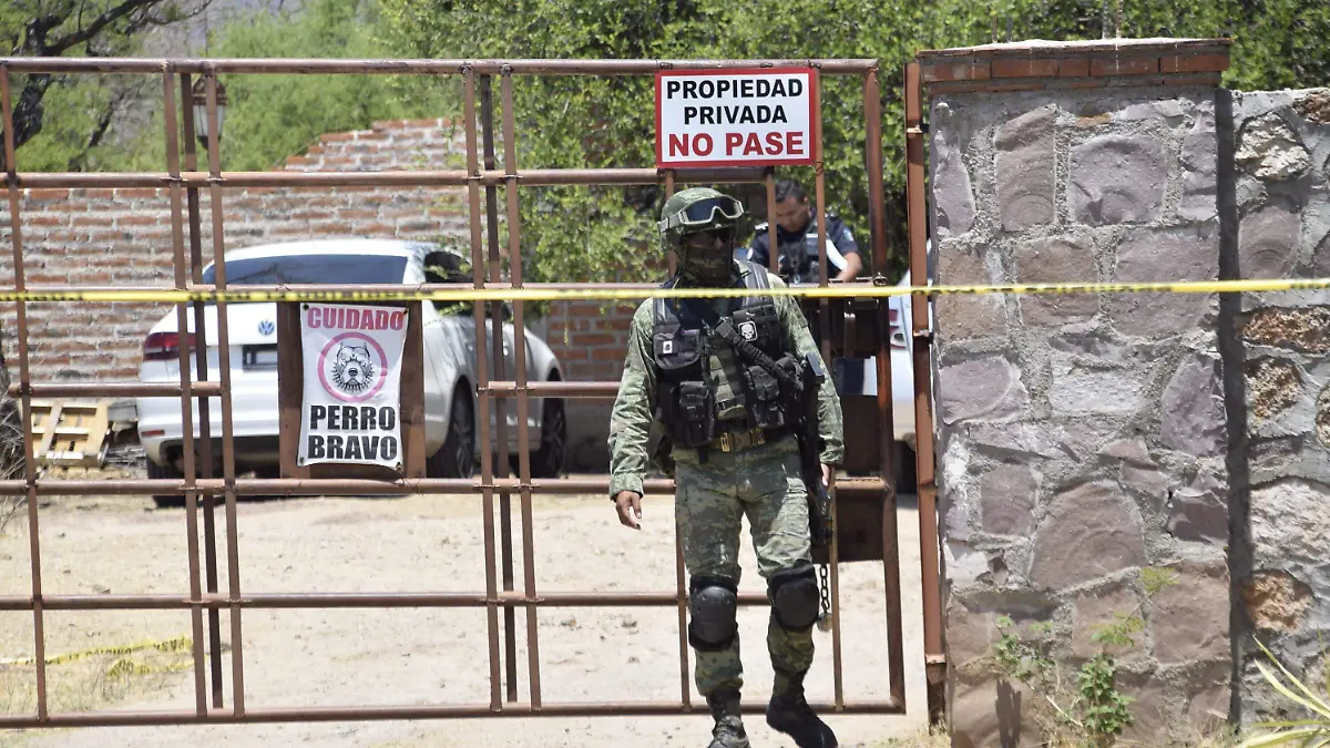 F CARMONA COMANJA DE CORONA (6)