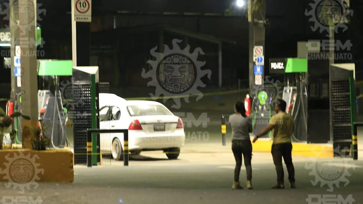 GASOLINERA (1)