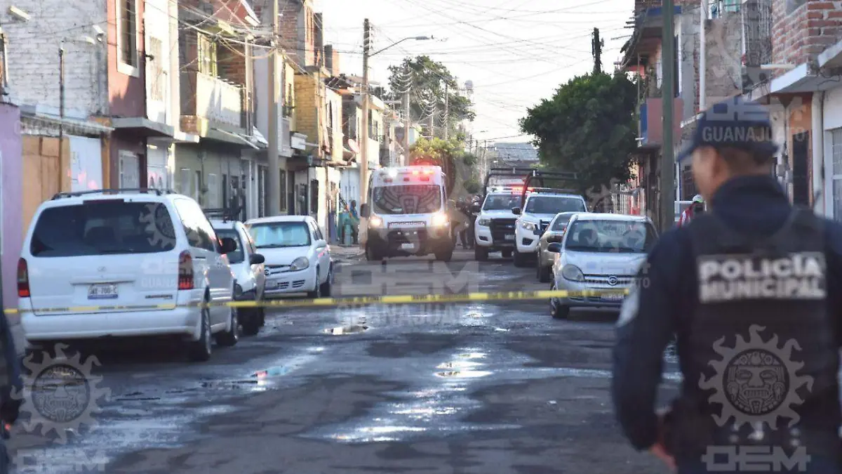 Atacan-a-balazos-a-escolta-de-alto-mando-de-la-Policía-Municipal (3)