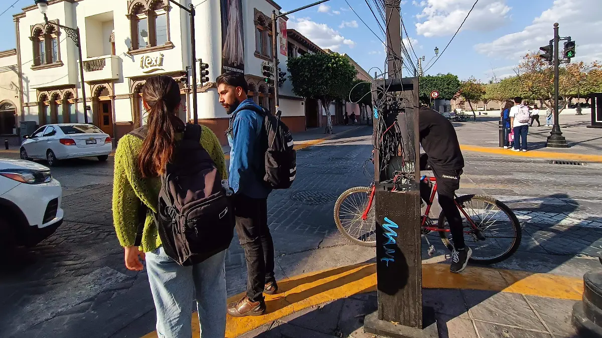  Los teléfonos públicos de León son ahora vestigios de otra época