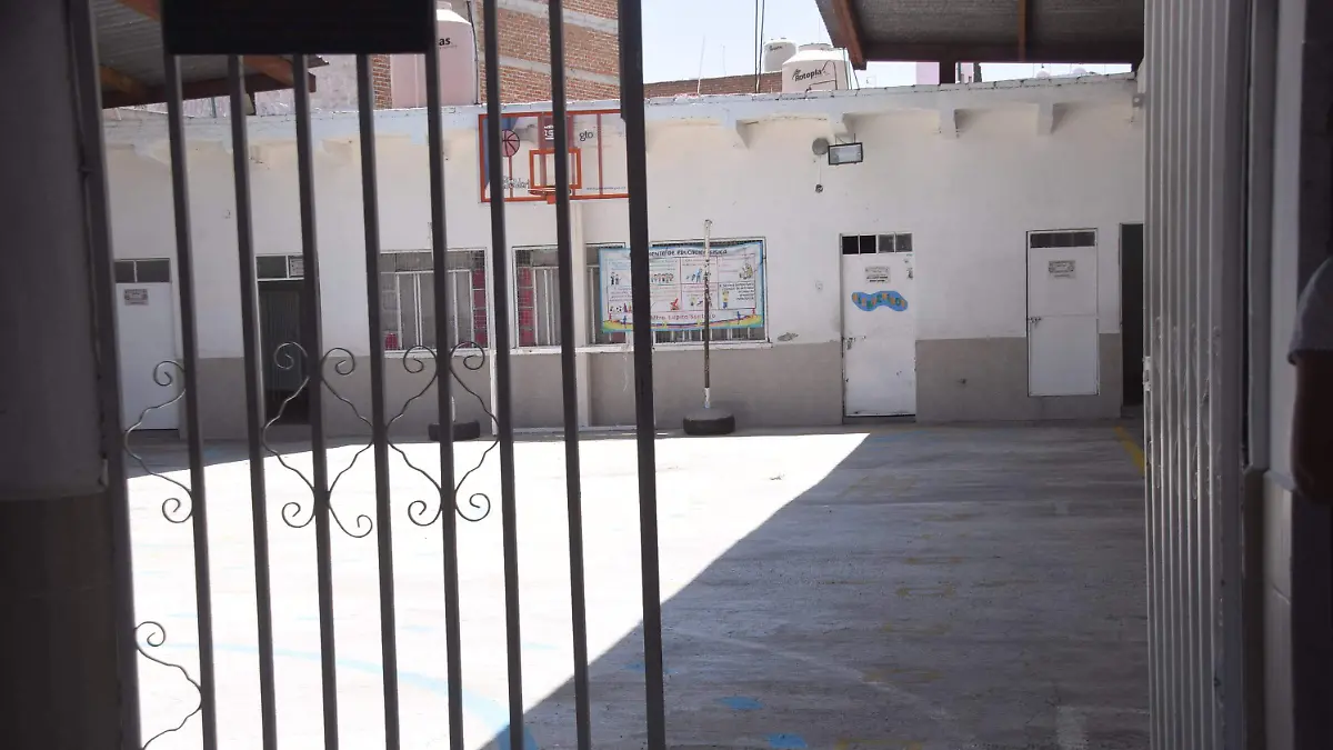 La escuela primaria José Pons número 18 turno matutino y 20 de enero turno vespertino, fue dada de alta el 8 de septiembre de 1982