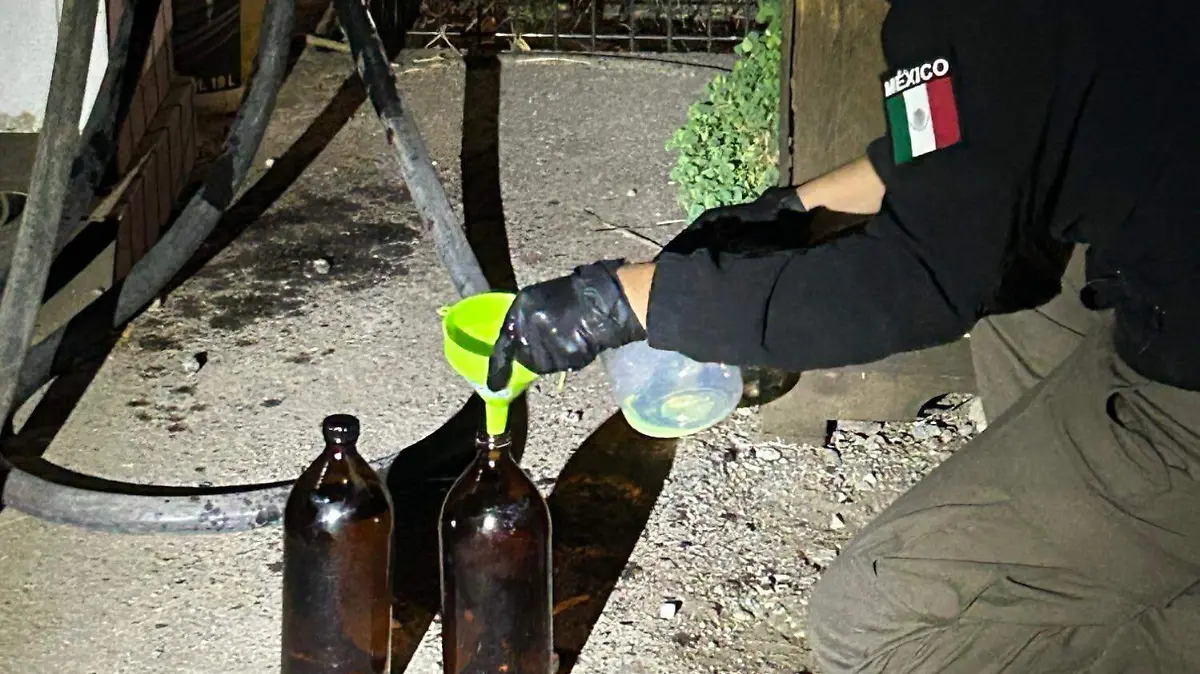 Operativo B León 00.