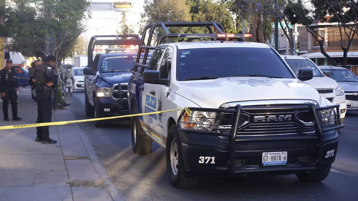 Hombre de 37 años es baleado en Lomas de Medina