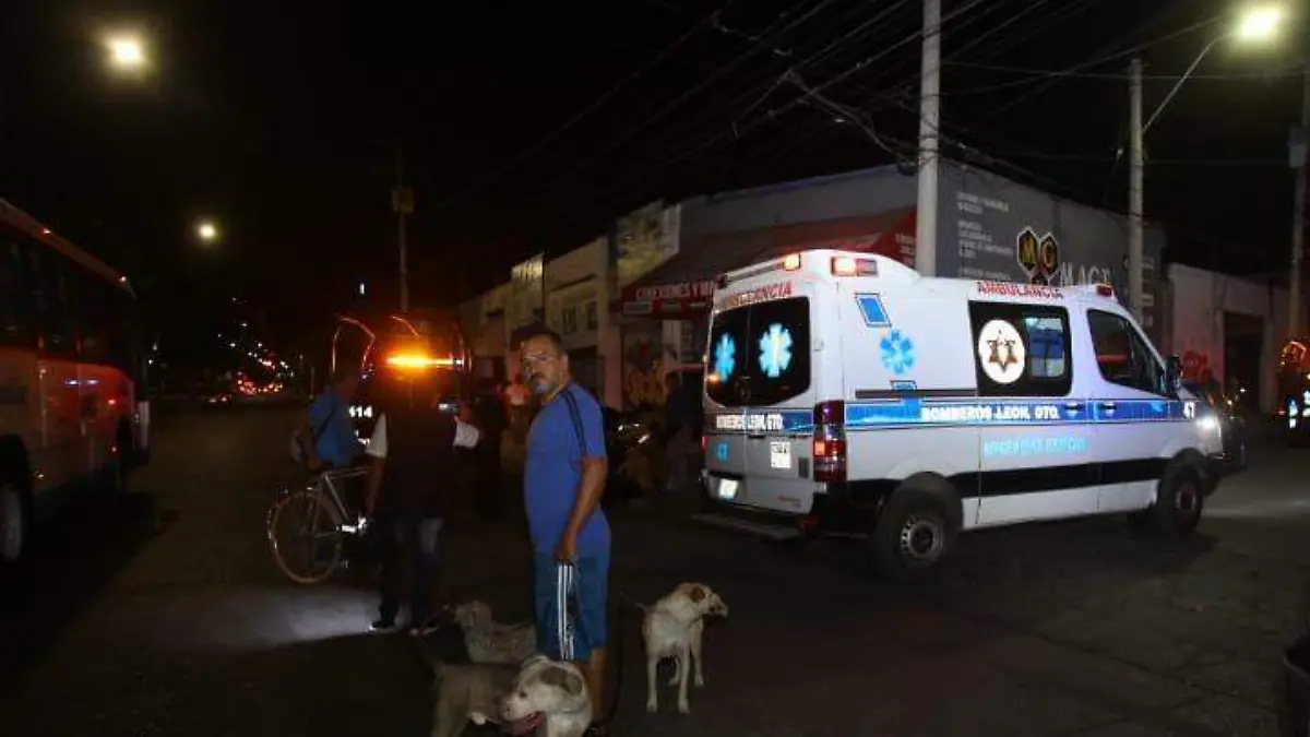 Archivo (Ilustrativa) - Ambulancia Motociclistas