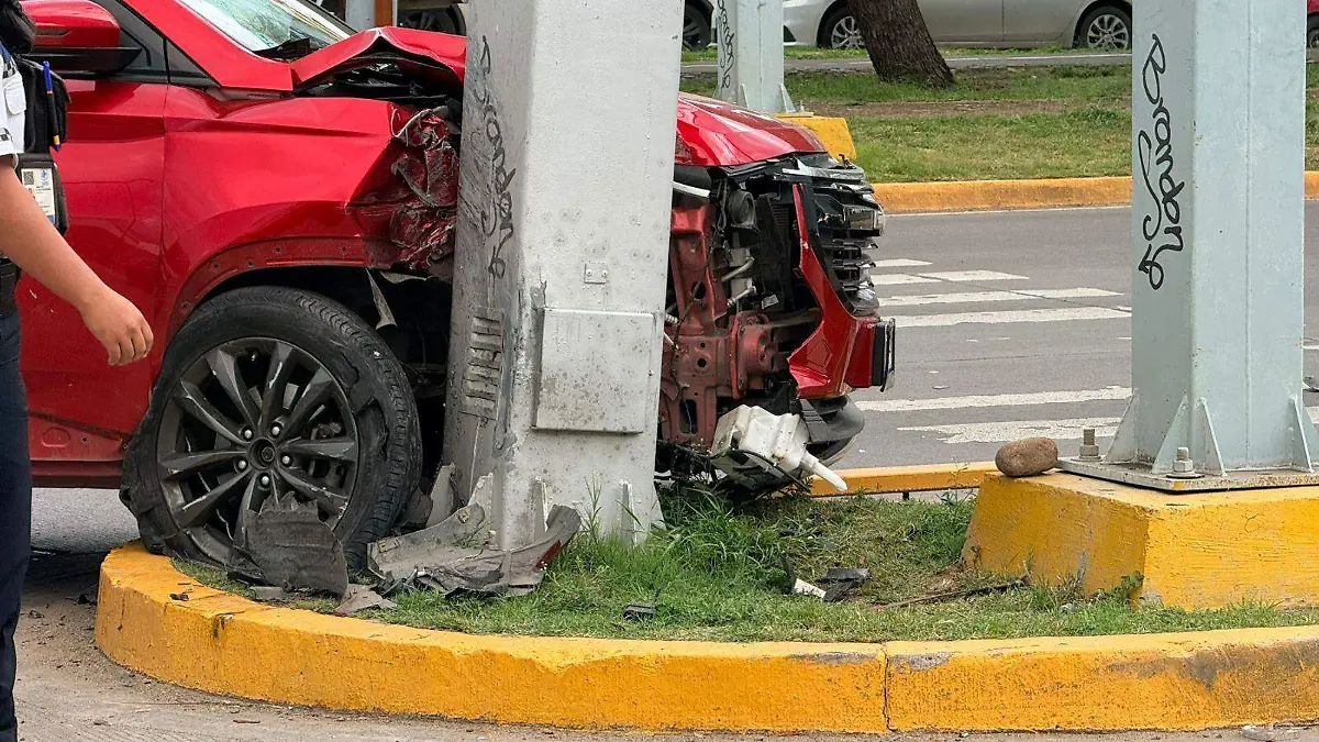 cortesía - CHOQUE 