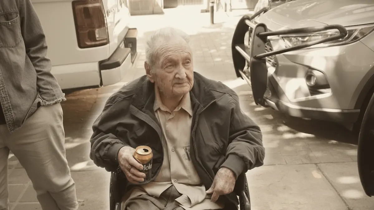 Generated Image November 15, 2025 - 9_57AM